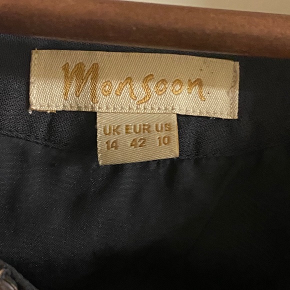 Ladies dress - Picture 6 of 6